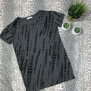 ✨NWOT Basic T-shirt✨